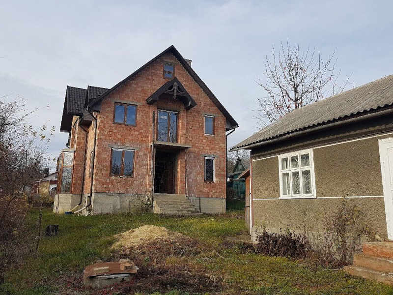 Продається будинок в м. Чернівці