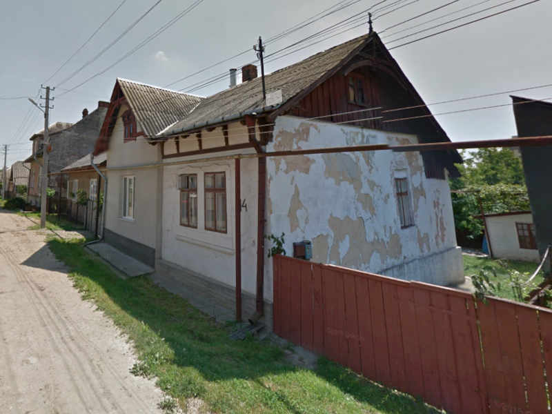 Продається частина будинку в м. Чернівці