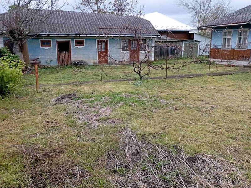 Продається будинок в Чернівецькому районі